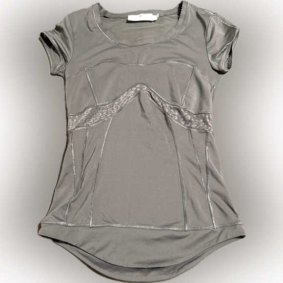Adidas by Stella McCartney Tops - Stella McCartney + Adidas mesh workout yoga tennis gym cheetah sports bra top